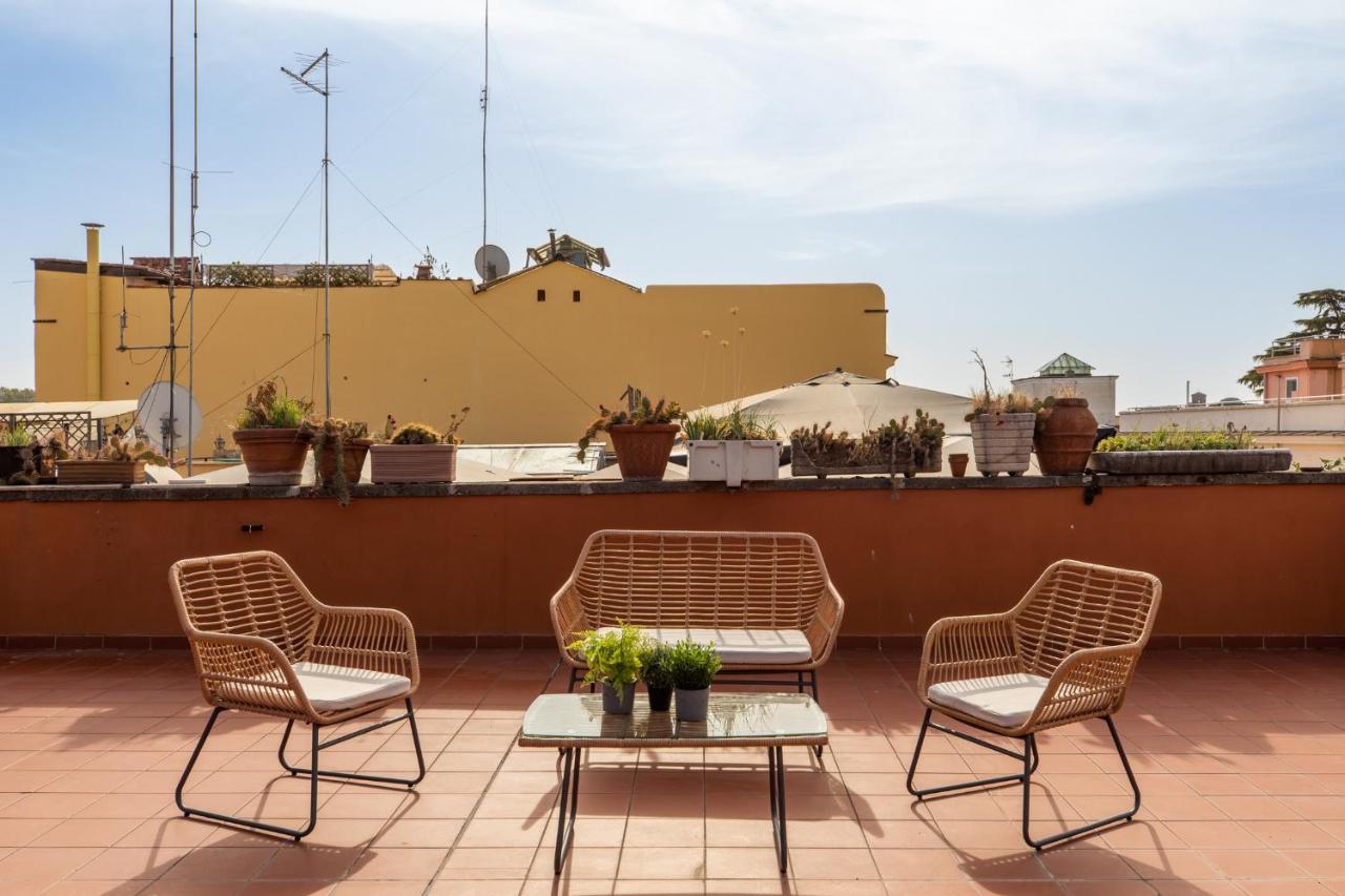 Iflat Amazing Apartment With Terrace In Monti โรม ภายนอก รูปภาพ